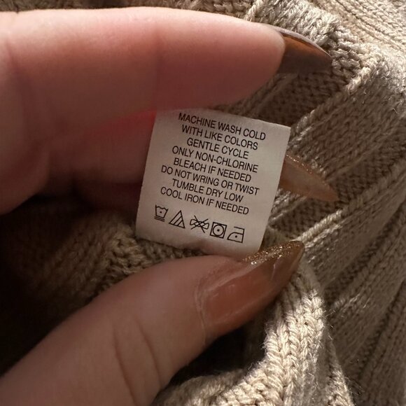 Beige Mock Neck Sleeveless Sweater Vest with Pointed Hem - Picture 6 of 6